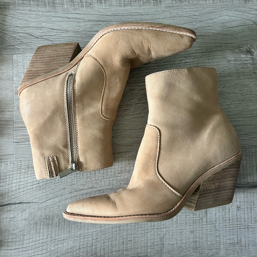 Dolce vita tan bootie
